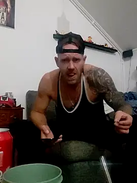 eltoulou online show from 09/12/25, 08:53