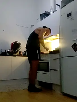 eltoulou online show from 11/04/25, 10:20