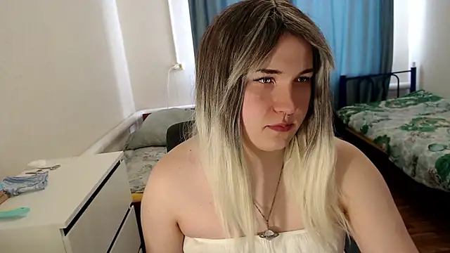 EvaMiron online show from 03/05/26, 09:38