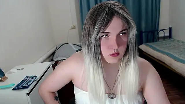 EvaMiron online show from 03/07/26, 05:43