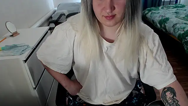 EvaMiron online show from 03/26/26, 10:10