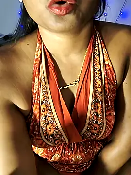 Snapshot of FANTASY_QUEEN_07 chatting on 03/01/25, 06:54 FANTASY QUEEN 07 online show from 03/01/25, 06:54