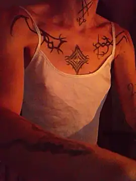 SuccubusTatuada online show from 03/20/25, 01:57