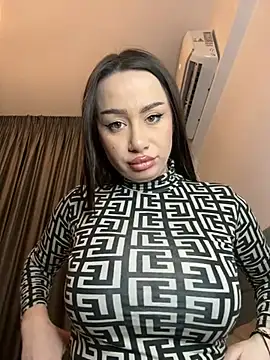 deliaroyal online show from 02/27/25, 03:37