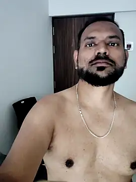 Snapshot of lovbombayduck11 chatting on 09/17/25, 03:52 lovbombayduck11 online show from 09/17/25, 03:52