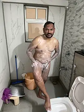 lovbombayduck11 online show from 04/11/26, 03:44