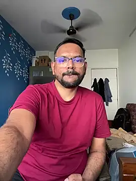 Snapshot of lovbombayduck11 chatting on 06/16/26, 09:56 lovbombayduck11 online show from 06/16/26, 09:56