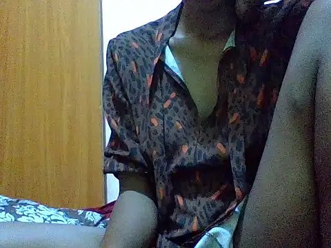 Billiebby online show from 10/18/25, 05:54