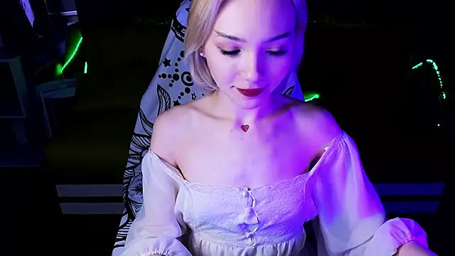 SandraBoyl online show from 12/30/24, 04:31