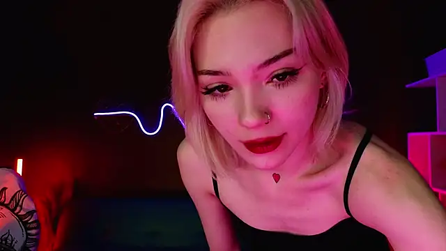 SandraBoyl online show from 02/02/25, 04:05