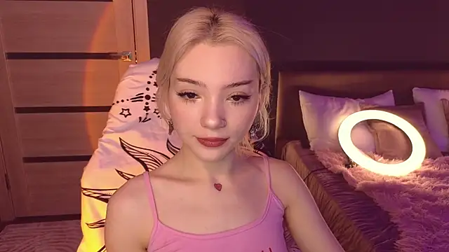 SandraBoyl online show from 02/04/25, 01:13