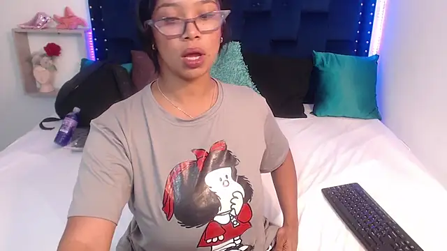 SaraApril 1 online show from 02/28/25, 09:01