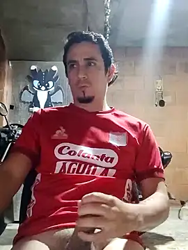 Snapshot of Rejy1992 chatting on 12/13/24, 04:22 Rejy1992 online show from 12/13/24, 04:22