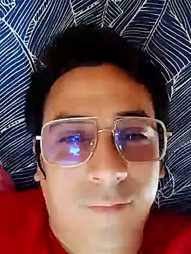 Snapshot of Rejy1992 chatting on 01/20/25, 08:40 Rejy1992 online show from 01/20/25, 08:40