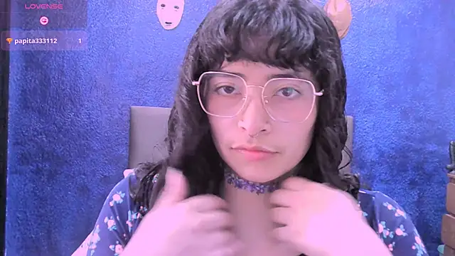 NinaYellow online show from 10/23/25, 03:44