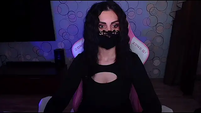 Snapshot of __Yasmina__ chatting on 03/22/26, 04:38 Yasmina online show from 03/22/26, 04:38