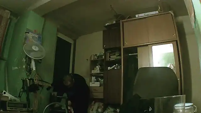 perversalus online show from 11/11/25, 04:07