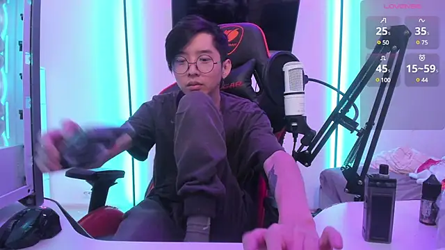 wexlee7 online show from 12/02/24, 12:30