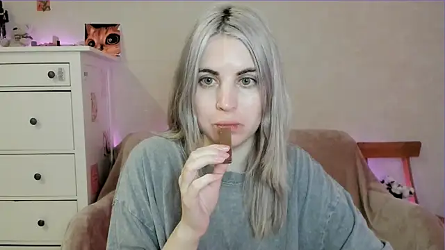 pawpaws online show from 04/19/26, 01:32