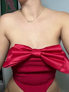 Snapshot of Hii_Lolla chatting on 12/01/24, 07:36 Hii Lolla online show from 12/01/24, 07:36