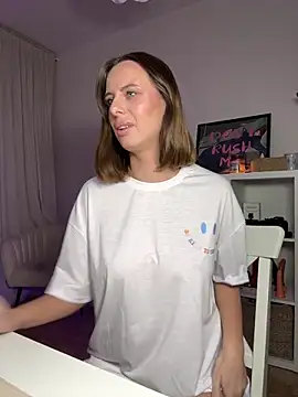 Snapshot of Hii_Lolla chatting on 01/14/25, 07:53 Hii Lolla online show from 01/14/25, 07:53