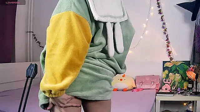 Snapshot of Violet_Veliya chatting on 09/30/25, 05:40 Violet Veliya online show from 09/30/25, 05:40