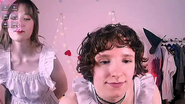 Violet Veliya online show from 04/10/26, 03:50