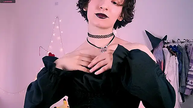 Violet Veliya online show from 04/11/26, 04:11