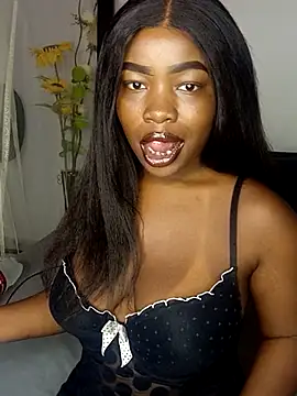 Snapshot of rosey_cheeks chatting on 10/03/25, 12:07 rosey cheeks online show from 10/03/25, 12:07