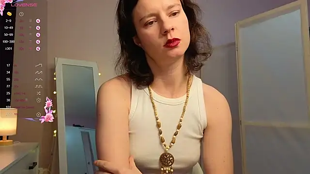 Snapshot of Dana_Magicall chatting on 02/19/25, 11:28 Dana Magicall online show from 02/19/25, 11:28