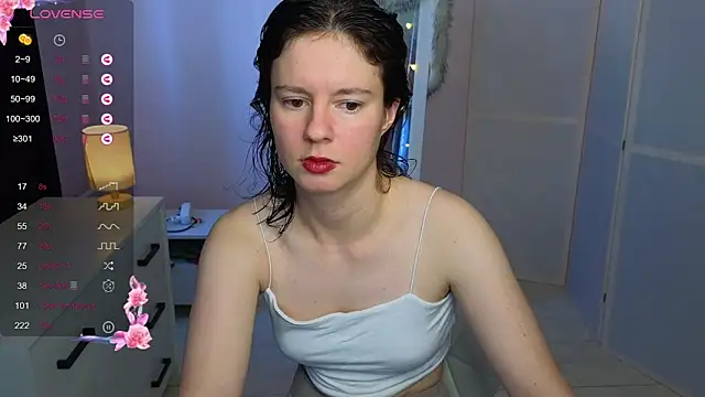 Snapshot of Dana_Magicall chatting on 09/12/25, 06:02 Dana Magicall online show from 09/12/25, 06:02