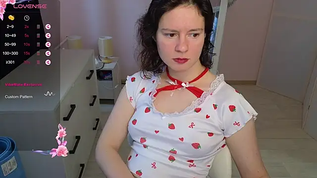 Snapshot of Dana_Magicall chatting on 10/15/25, 10:48 Dana Magicall online show from 10/15/25, 10:48