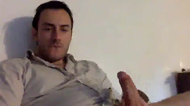 Snapshot of mainnrd chatting on 01/02/25, 12:03 mainnrd online show from 01/02/25, 12:03