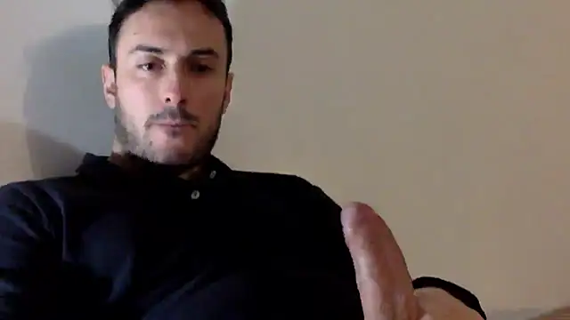 Snapshot of mainnrd chatting on 01/28/25, 11:17 mainnrd online show from 01/28/25, 11:17