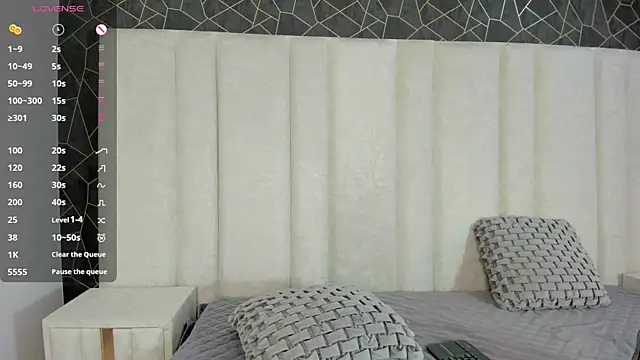 imkrystall online show from 03/10/25, 12:18