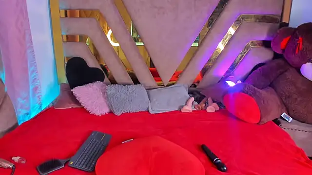 naatashamendozaa online show from 02/09/25, 02:06