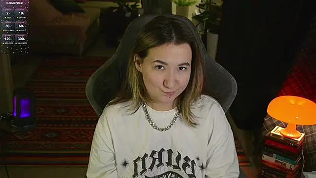 Megan  Hart online show from 02/26/25, 01:21