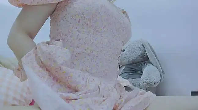 Linh diudang online show from 03/18/25, 02:04