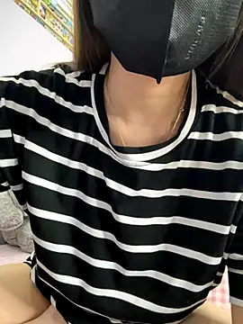 Linh diudang online show from 11/14/25, 03:16