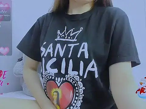 Linh diudang online show from 12/17/25, 02:28