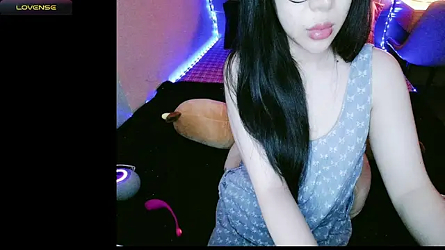  Viviann  online show from 09/23/25, 04:10