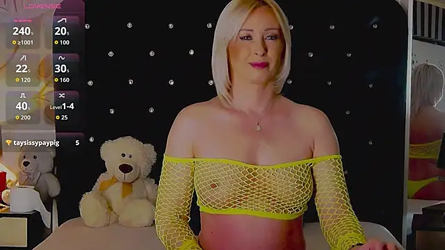 OliviaShaw23 online show from 04/21/26, 01:42