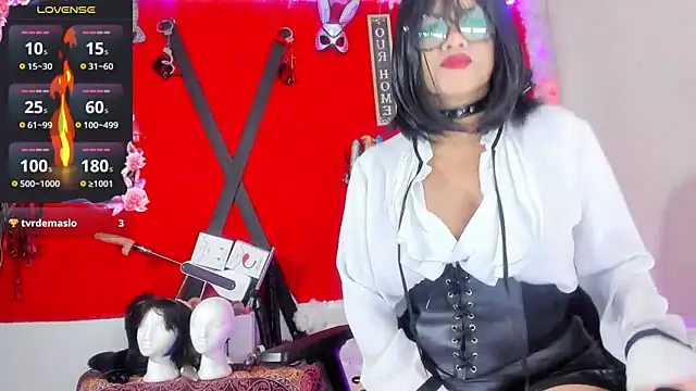 jena derboo online show from 10/24/25, 10:22