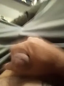 dredre1069 online show from 12/04/24, 03:37