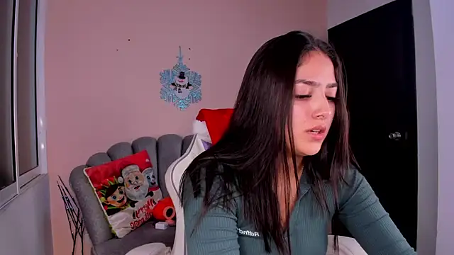 lili turner online show from 12/28/24, 12:15