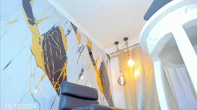 Brianna Stars online show from 12/15/24, 08:25