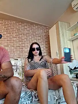 Snapshot of -Pupsiki- chatting on 09/22/25, 05:42 -Pupsiki- online show from 09/22/25, 05:42