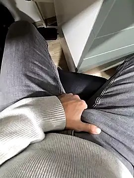 Snapshot of anald66666 chatting on 01/21/25, 04:48 anald66666 online show from 01/21/25, 04:48