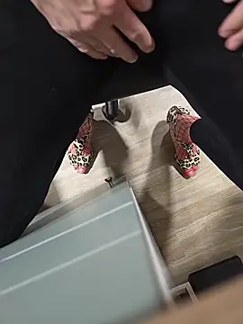 Snapshot of anald66666 chatting on 02/01/26, 10:30 anald66666 online show from 02/01/26, 10:30