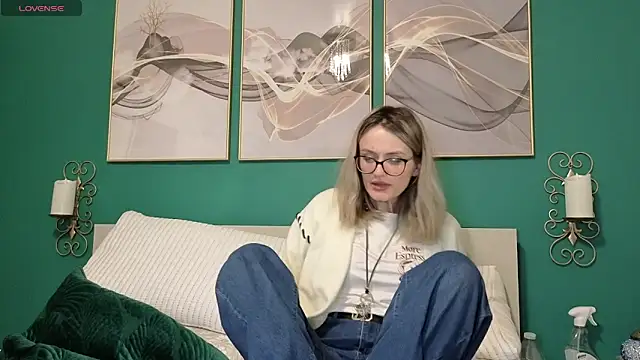 hotjessyca online show from 05/01/26, 07:29
